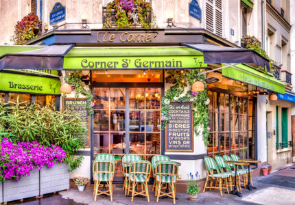 A Corner Cafe Jigsaw Puzzle