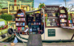 Bookshop Boat