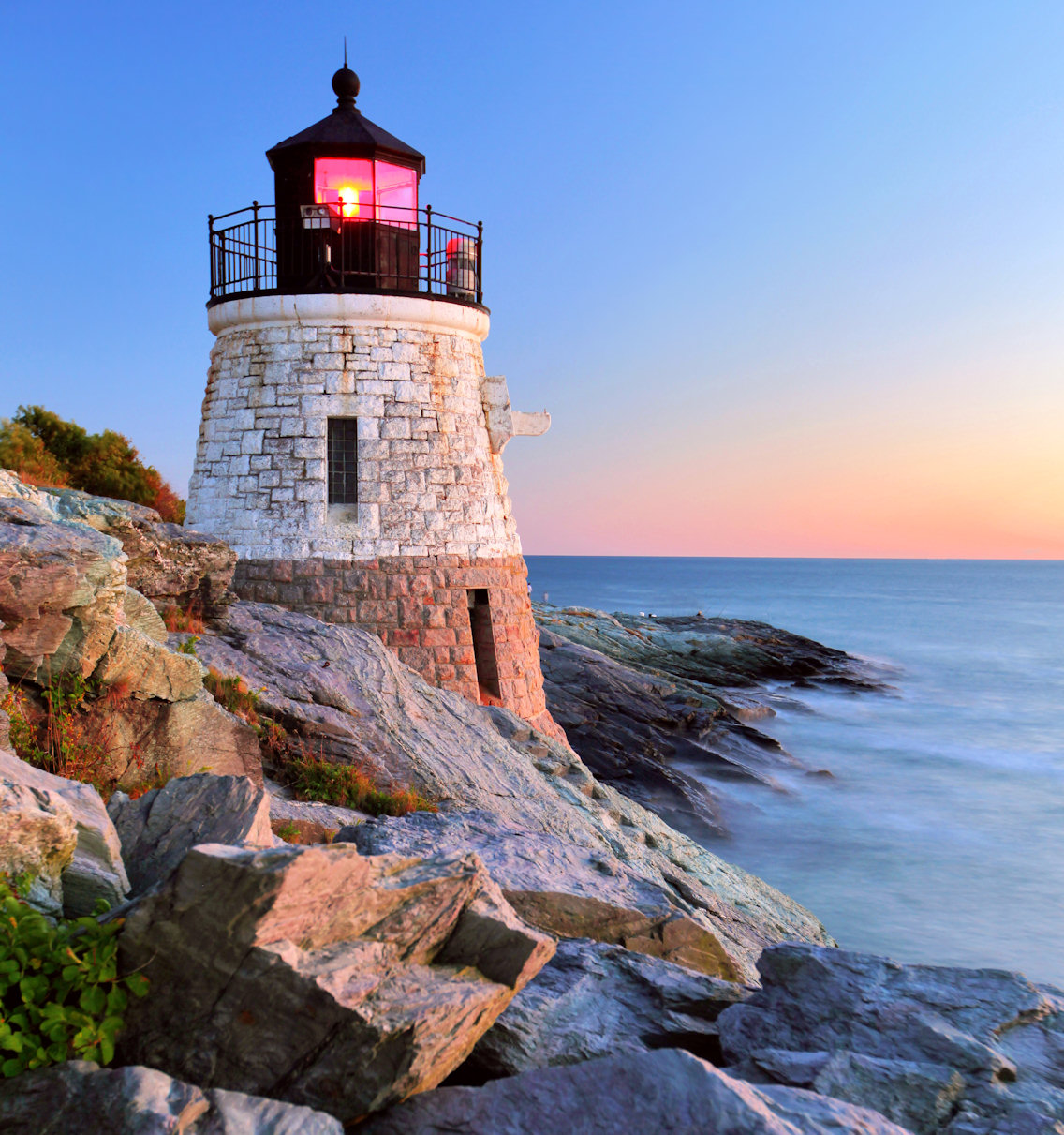 castle-hill-lighthouse-jigsaw-puzzle