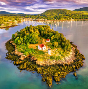 Curtis Island Lighthouse Jigsaw Puzzle