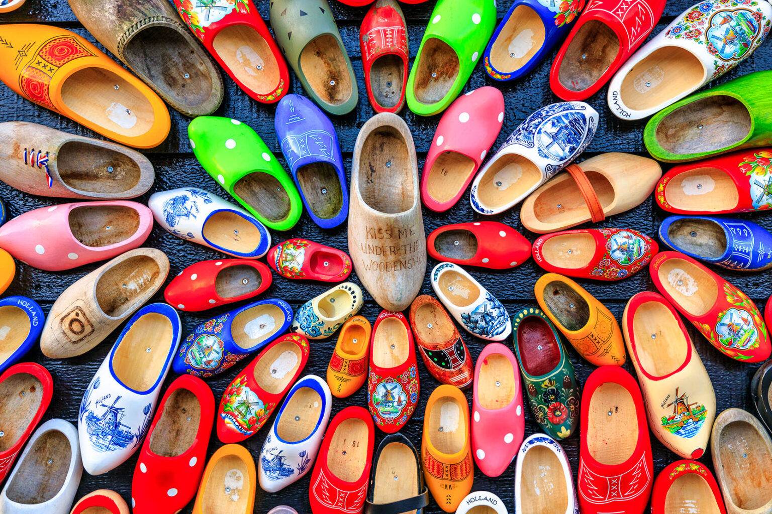 dutch-clogs-jigsaw-puzzle