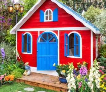 Little Red House Jigsaw Puzzle