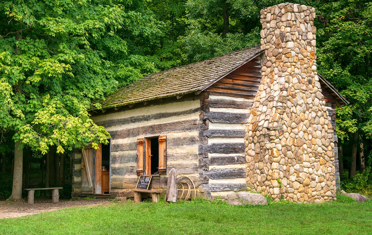 Lakeside Log Cabin Puzzles