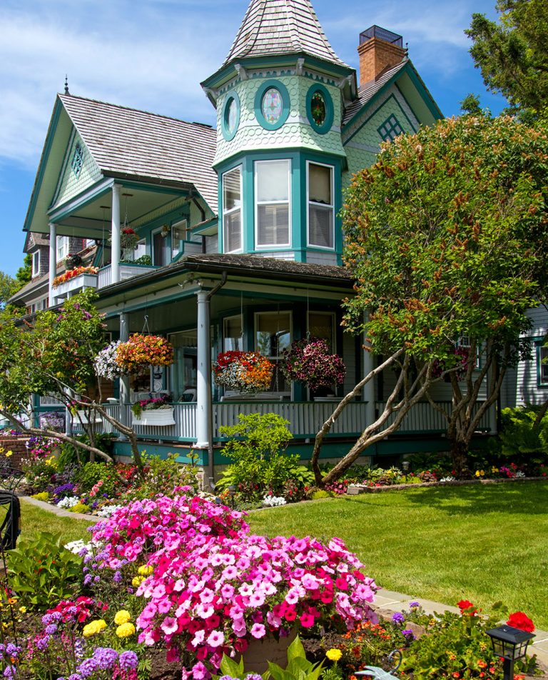 Mackinac Victorian Jigsaw Puzzle