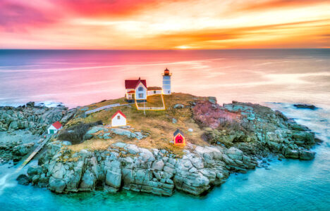 Nubble Lighthouse Jigsaw Puzzle