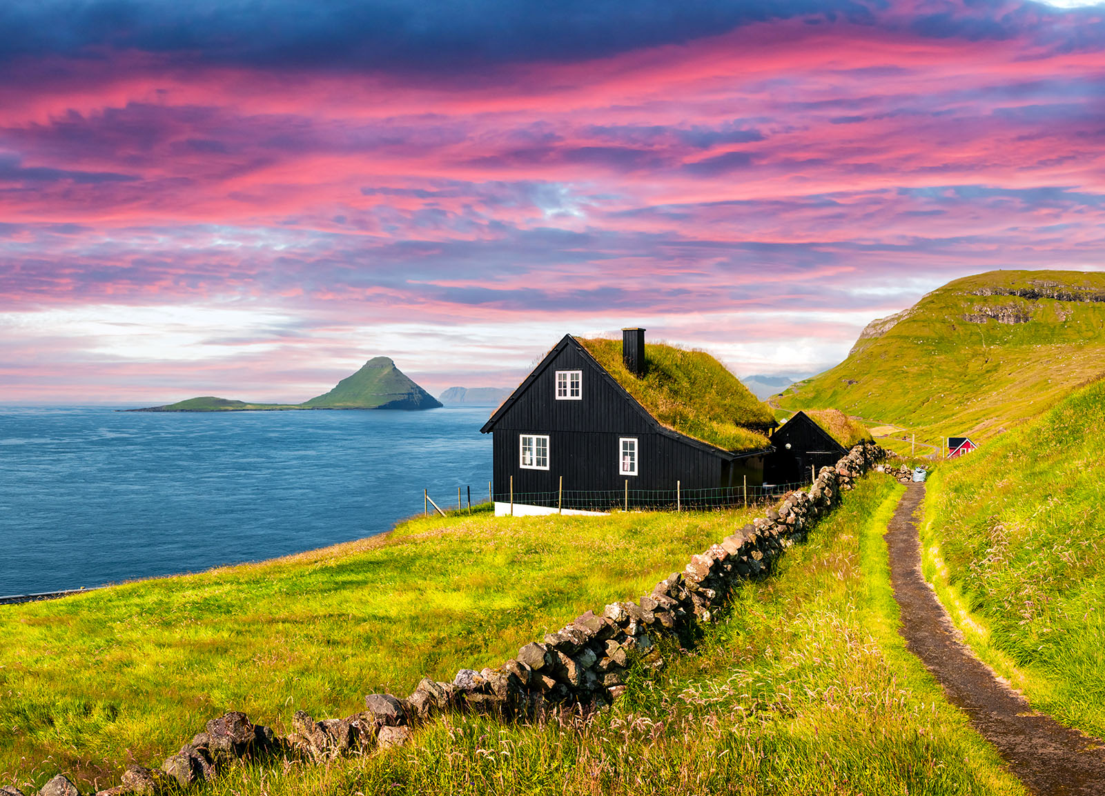 streymoy-island-house-jigsaw-puzzle