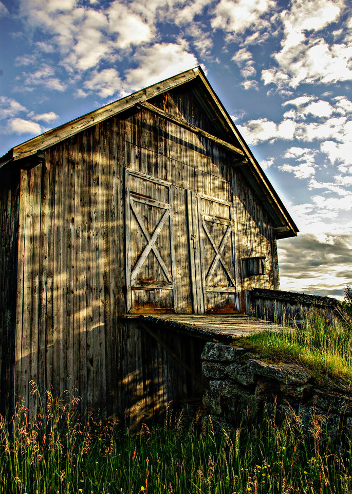 Two Door Barn Jigsaw Puzzle