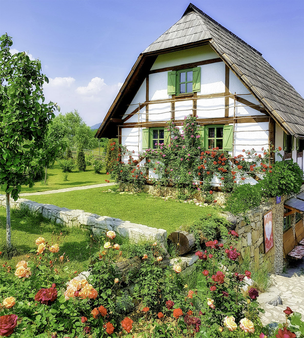 Village Home Garden Jigsaw Puzzle